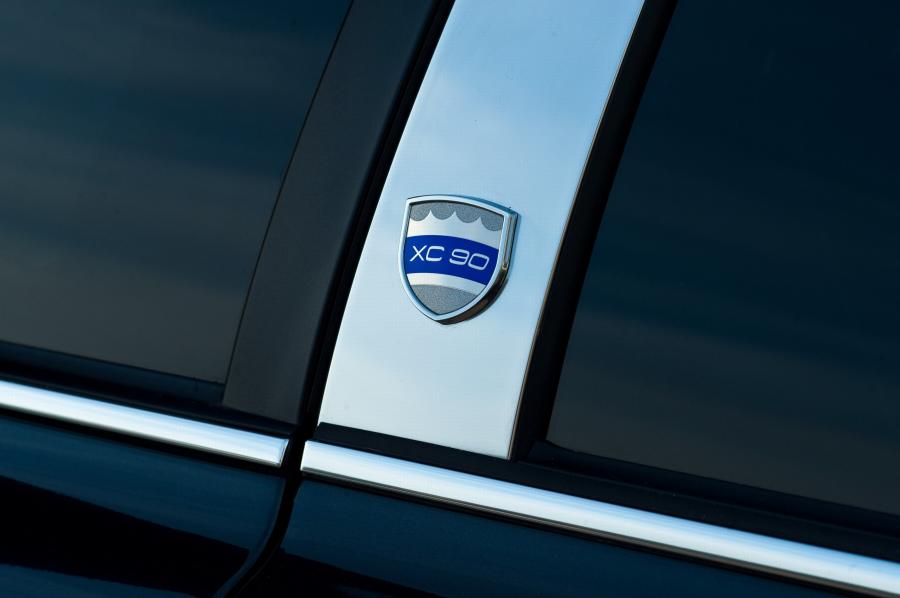  Volvo XC90 2007 года  (фото 36 из 142)